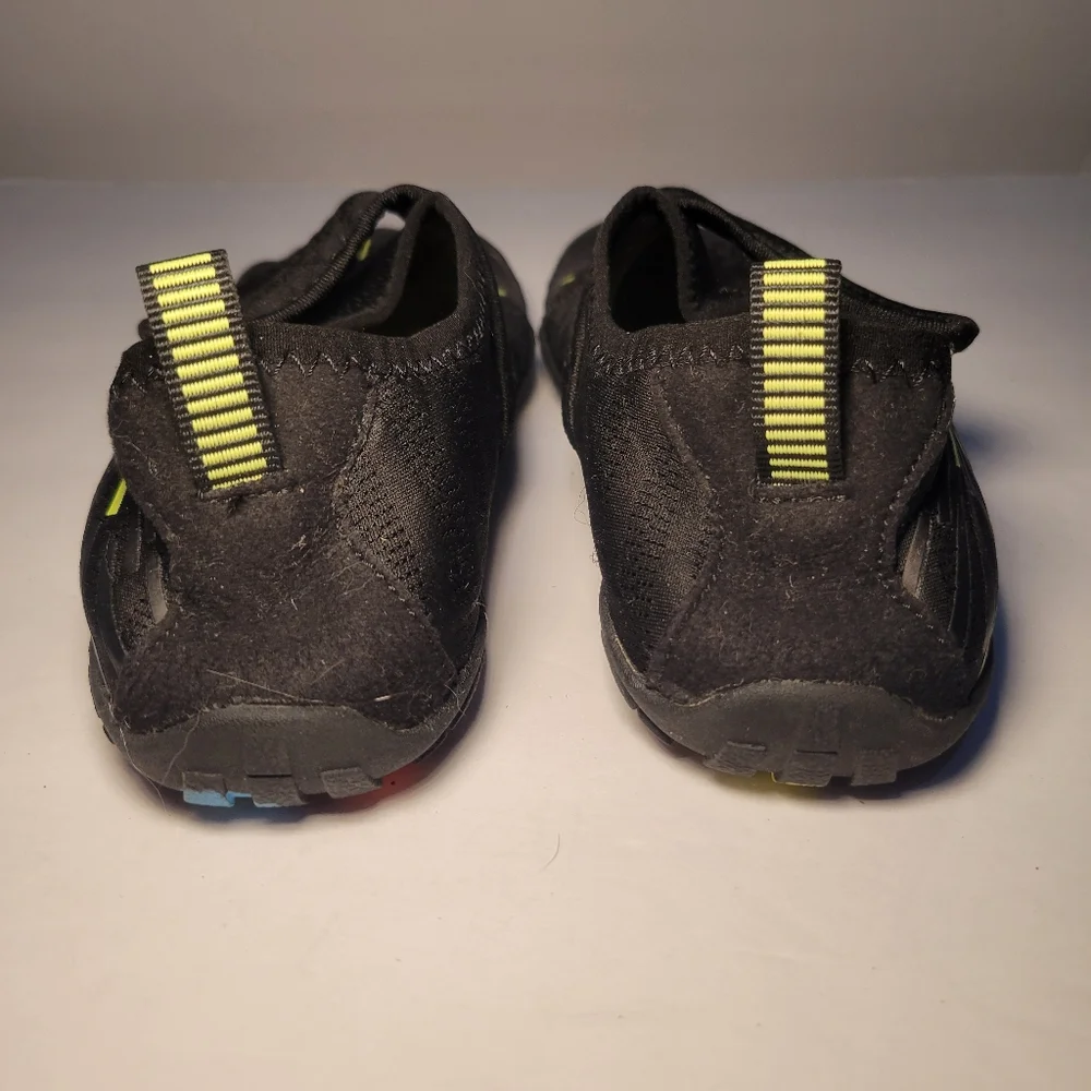 NWOT Wonesion Kids Youth Water Sports Shoes Slip On‎ Quick Dry Size 3/35